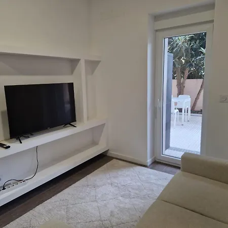 T2 - Διαμέρισμα